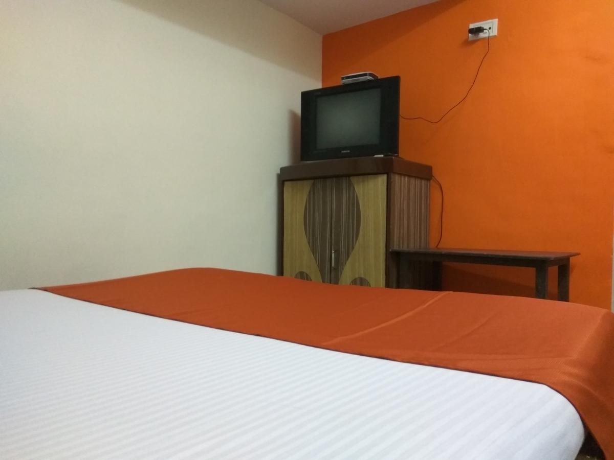 Hotel Shiva 潘韦尔 外观 照片